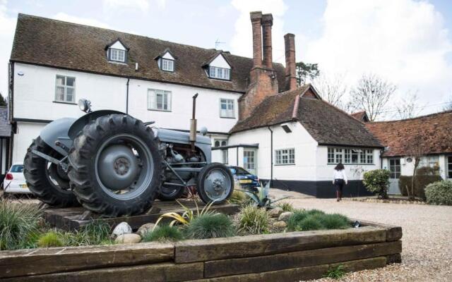 The Farmhouse at Redcoats Restaurant & Hotel