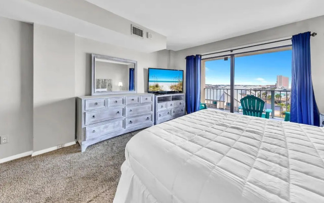 Regency Towers 623