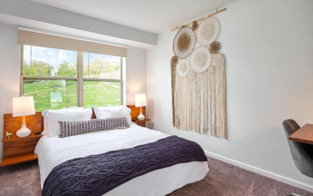 Hyatus at City Views