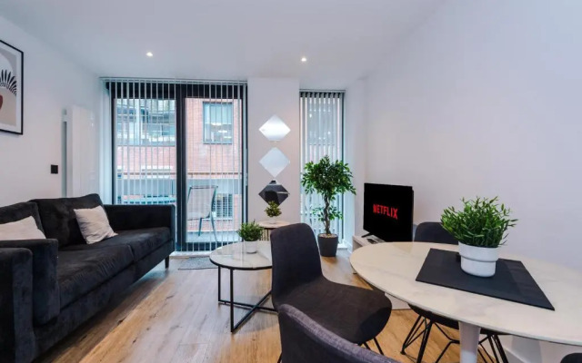 Hilltop Serviced Apartments - Piccadilly