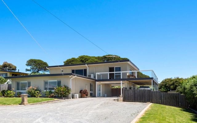 Panoramic Views – Outside – Portarlington