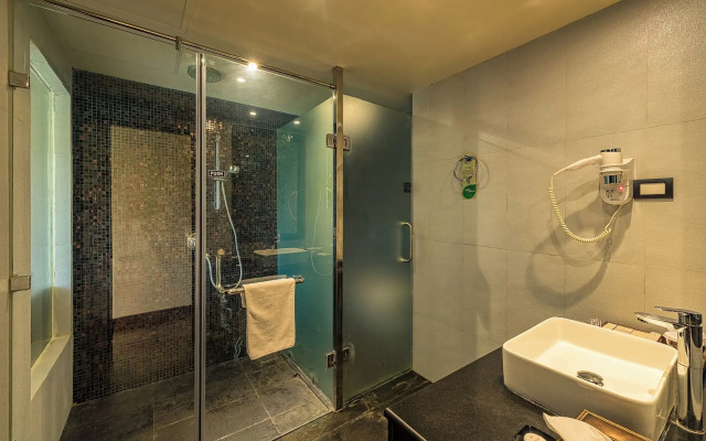 NH Bentota Ceysands Resort