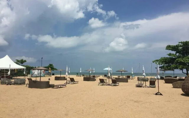 Luxury 1 Bedroom condo CloseToBeach G411