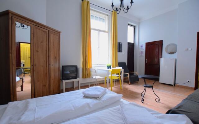 Standard Apartment by Hi5 - Váci 56.