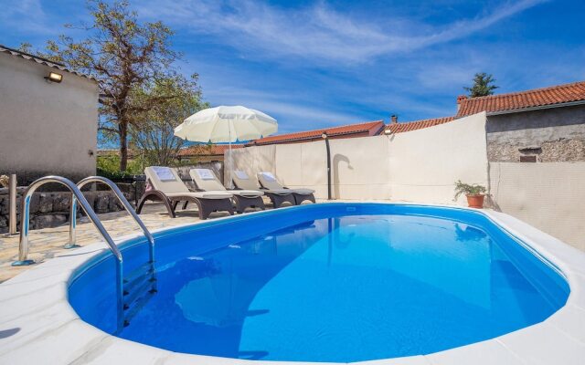 Beautiful Home in Sveti Vid With Wifi and 2 Bedrooms