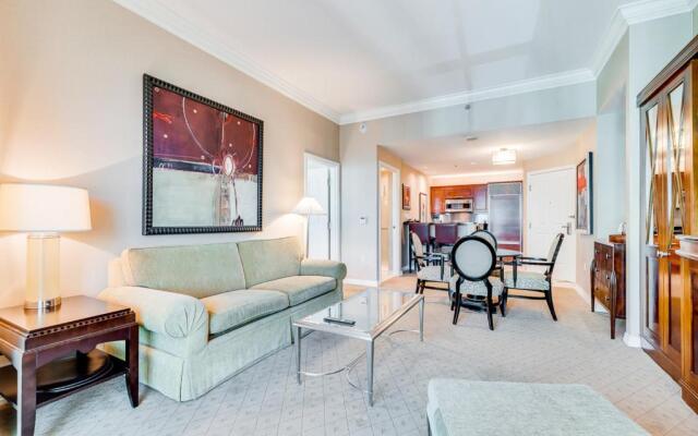 Jet Luxury Elite at the Signature