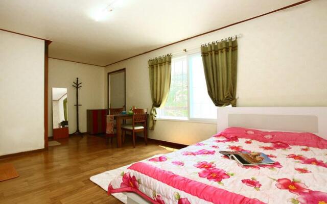 Pocheon Haneulbat Pension
