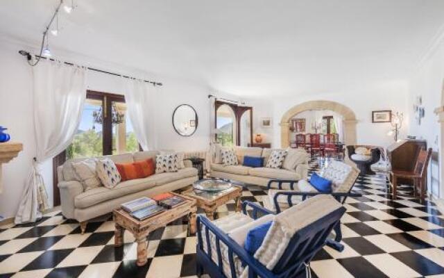Can Punxa Dalt - Traditional Villa with Heatable Pool