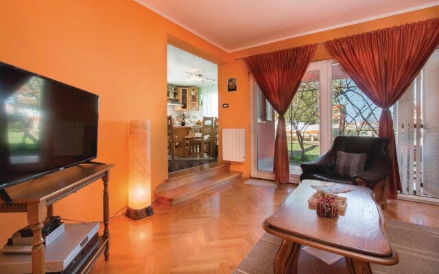 Stunning Home in Fazana With Wifi and 5 Bedrooms