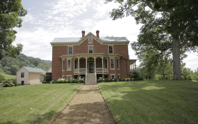 The Inn at Mount Vernon Farm