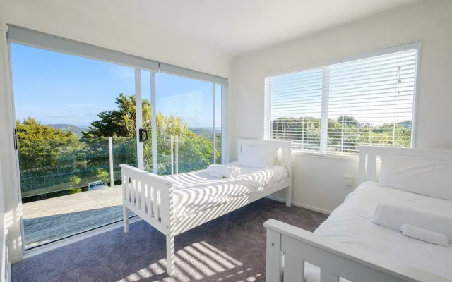 Palm Ridge - near Onetangi & Palm Beach