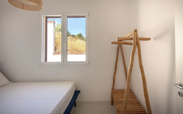 Sea Frame Design Apartments with Pool by Wonderful Italy