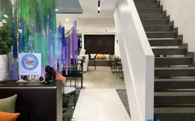 Aborest Tropical Hostel