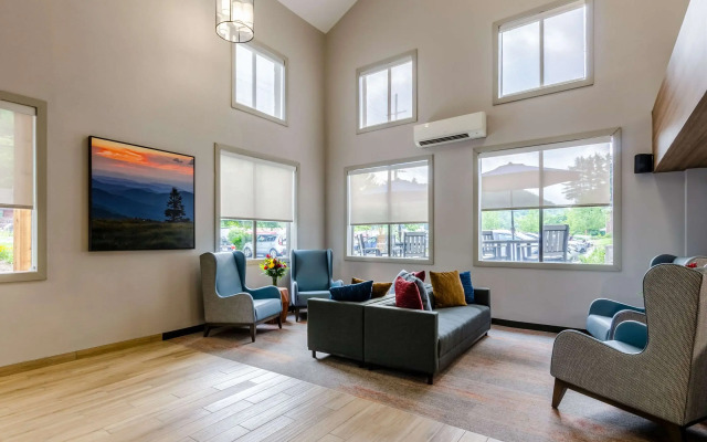 Graystone Lodge, Ascend Hotel Collection
