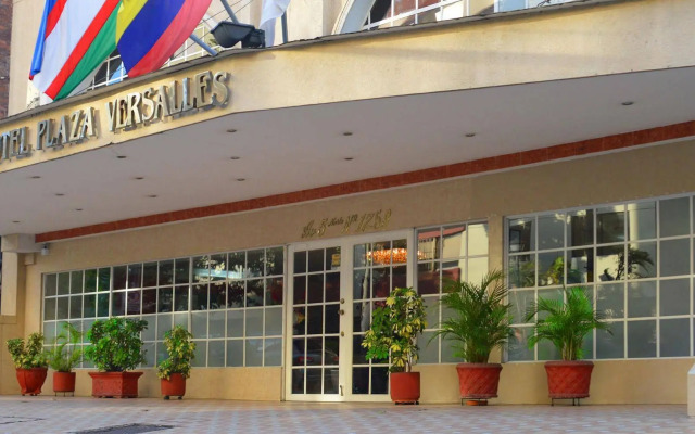 Hotel Plaza Versalles