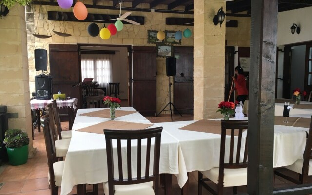 Villa Lembos Hotel