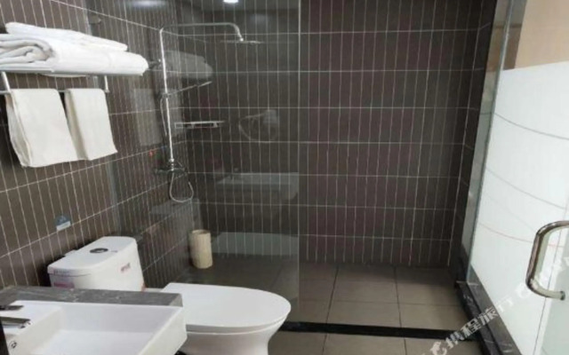 Shankee Hotel (Danyang Railway Station Glasses City)