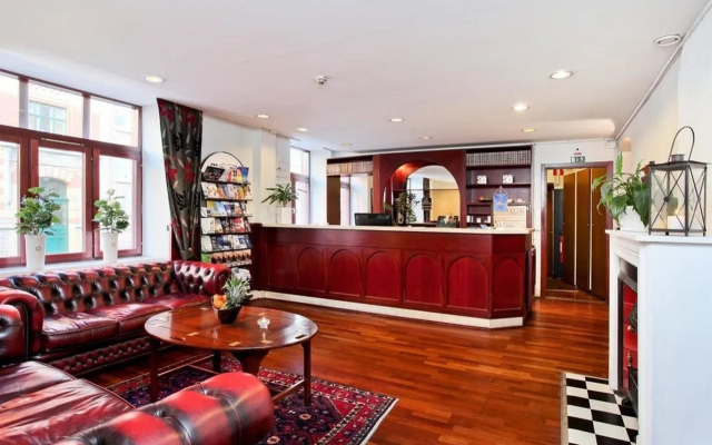hotelImage