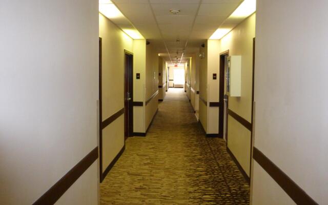 Red Roof Inn PLUS+ & Suites Chattanooga - Downtown
