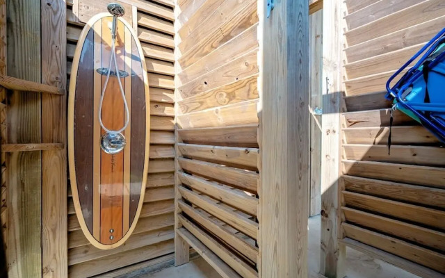 Crystal Breeze 3 Bedroom Home