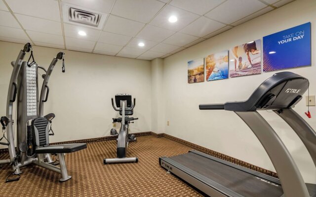 Comfort Inn & Suites