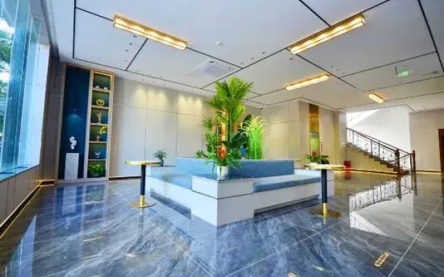 GELI Hotel (Chengmaixian Jinjiangzhen Lüdeguangchang)