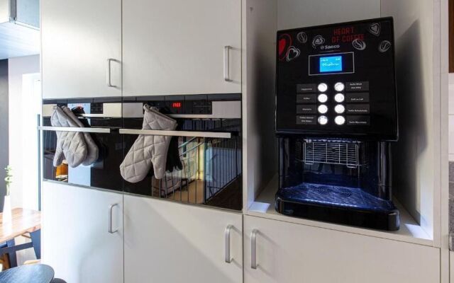 area24I7 Europaplatz Apartment
