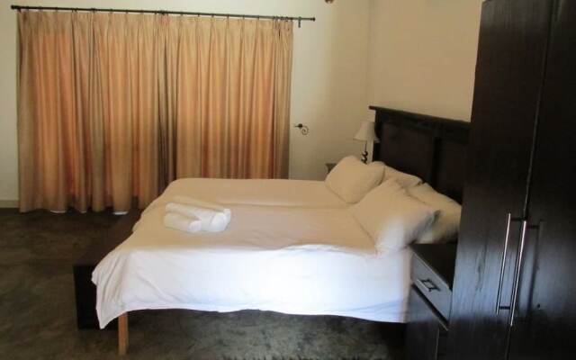 Olifants River Lodge & Safaris