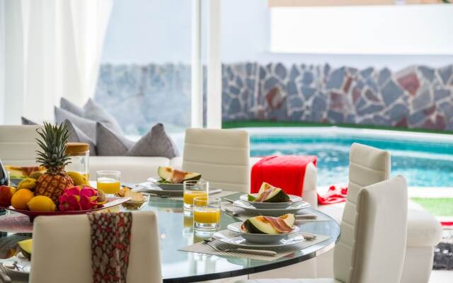 Luxury Villa Ocean View, Heated Pool