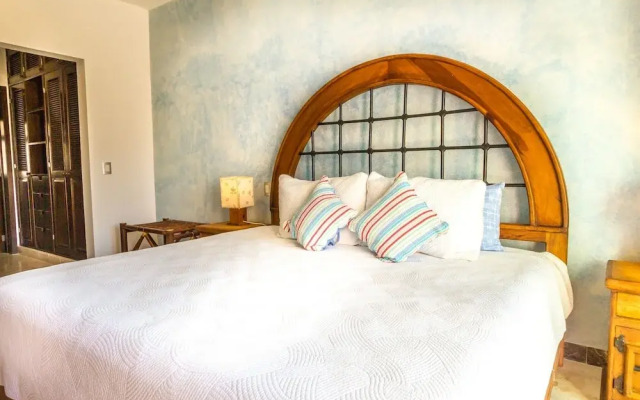Paseo Del Sol Cenote B 303 3 Bedroom Condo by RedAwning