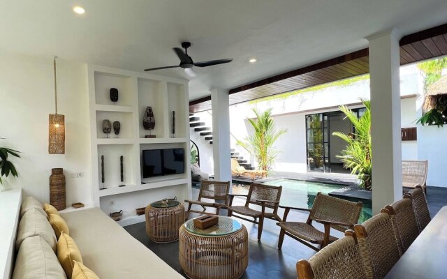Casa Carolina Bali - Great 3 Bdr - Tumbak Bayuh Canggu
