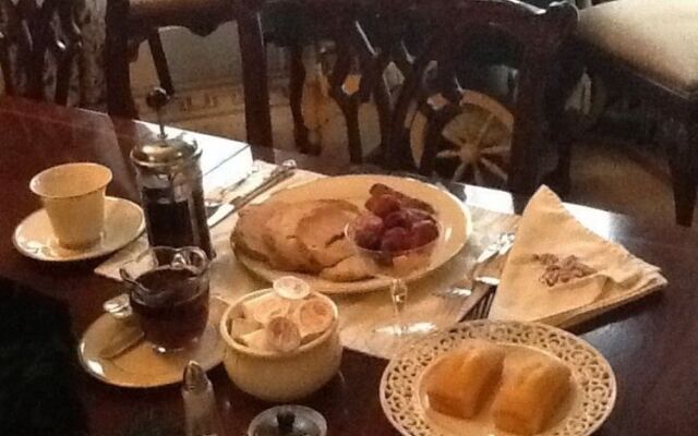 Pillsbury House Bed & Breakfast