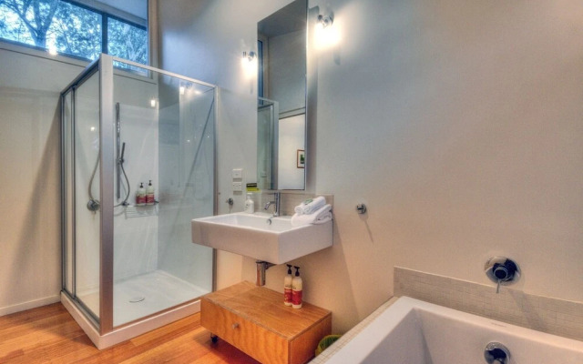 Freycinet Eco Luxe