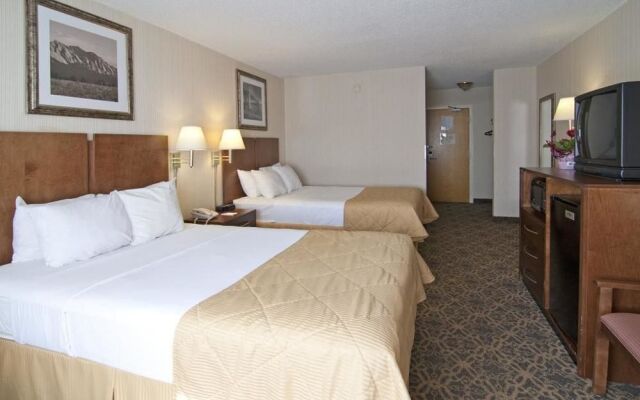 Clarion Inn