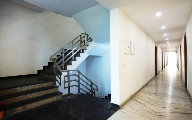 Hotel Right Palace And Banquet