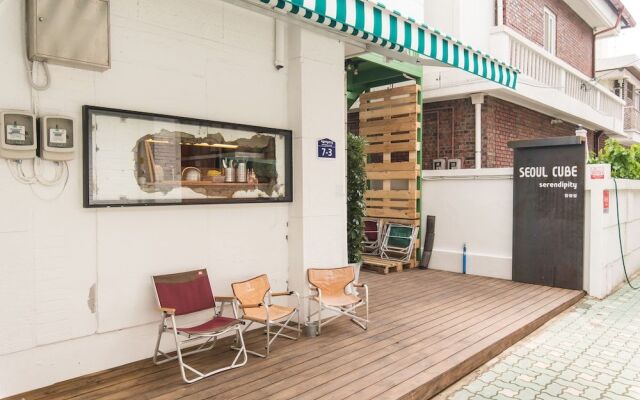 Seoul Cube Hotel - Hostel