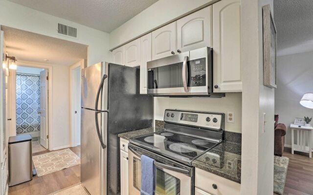 Cozy Hanahan Condo w/ Cooper River Access!