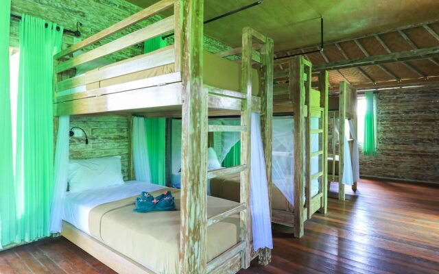 The Green Groves Hostel