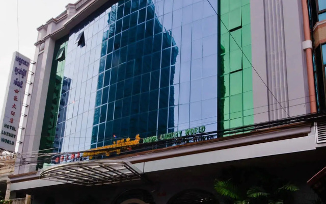 Hotel Luxury World