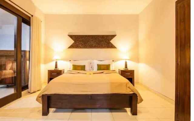 SMV . 8-BR · 8BR Pool Prime Area Walk to Beach N Shops Legian