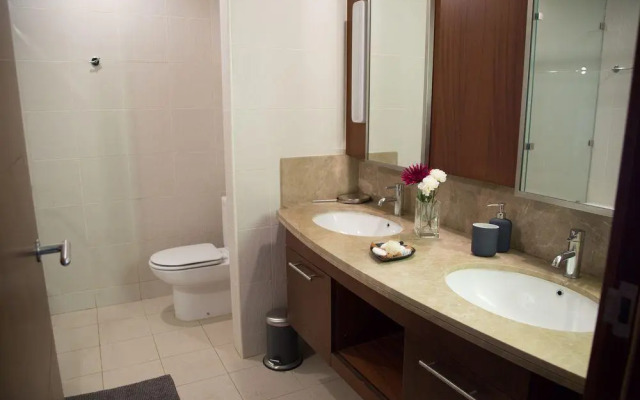 Standpoint Towers by Hi Guests Vacation Homes