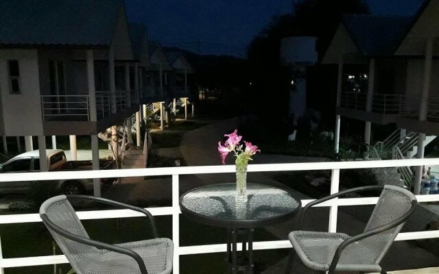 Baansuan Keb Tawan Resort