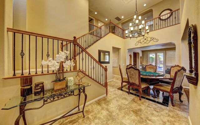 Apple Court - Four Bedroom Home