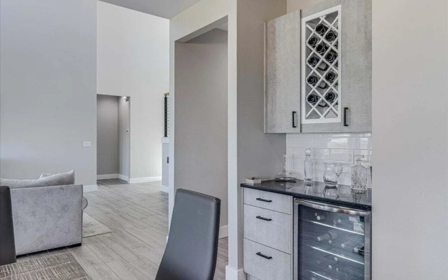 Tranquil Waters 8 Bedroom Home