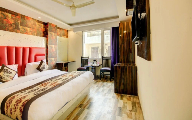 Hotel Dee Continental