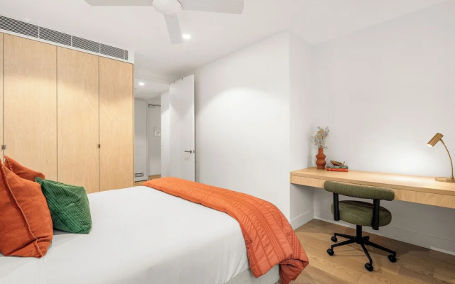 Hall St Apartments by Urban Rest