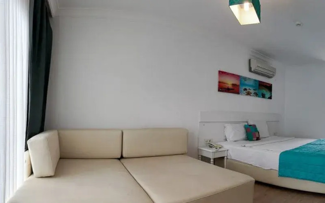 Li̇zboni̇a Çeşme Otel