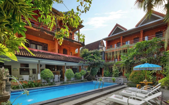 Hotel Lumbung Sari Legian