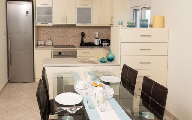 SeaView Flat Near the Beach