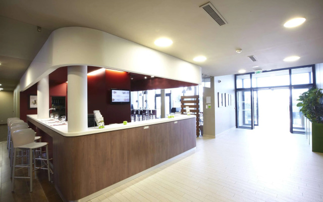 Campanile Carcassonne Est La Cite